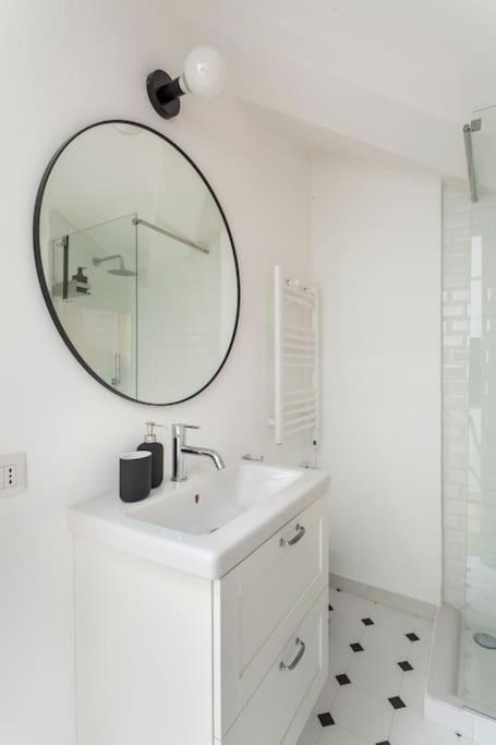 City Centre Navigli- Studio Милан Экстерьер фото